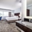 Crowne Plaza Milwaukee South By IHG