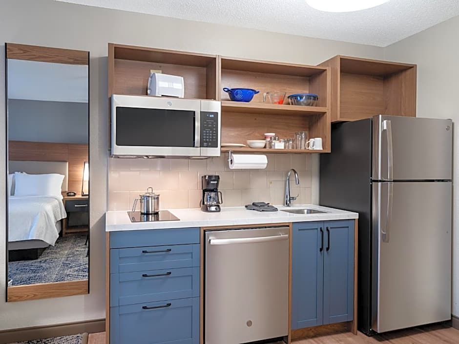 Candlewood Suites Rockford By IHG