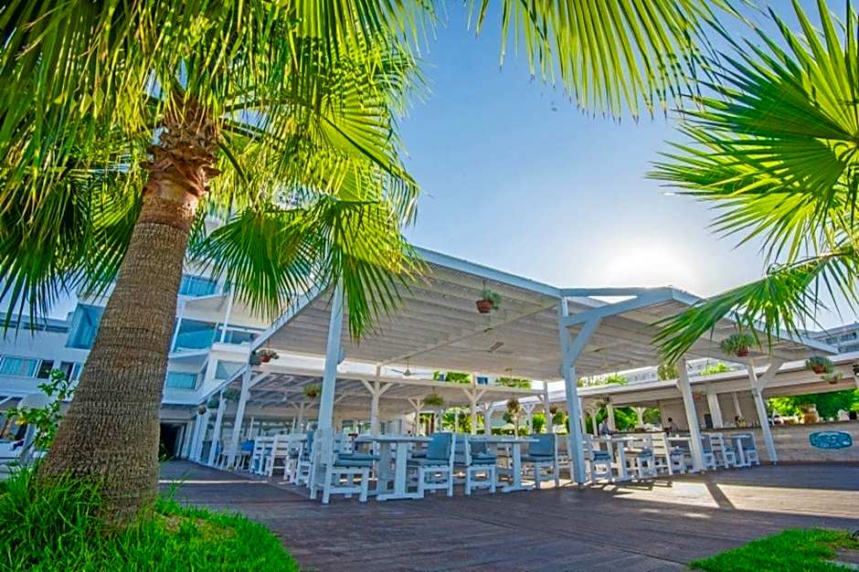 Silver Sands Beach Hotel