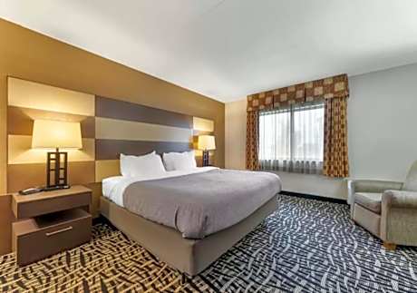 Business King Suite - Non-Smoking - Ground Floor