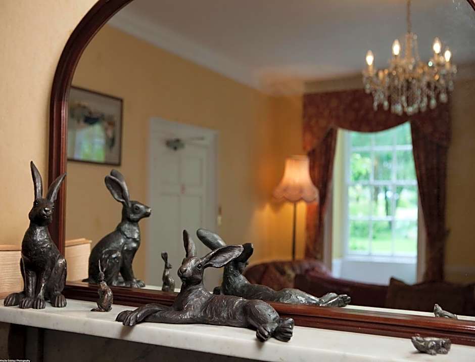 Rose in Vale Country House Hotel