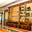 The Russel Hotel