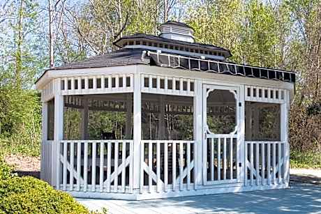 Swamp Rabbit Inn Travelers Rest