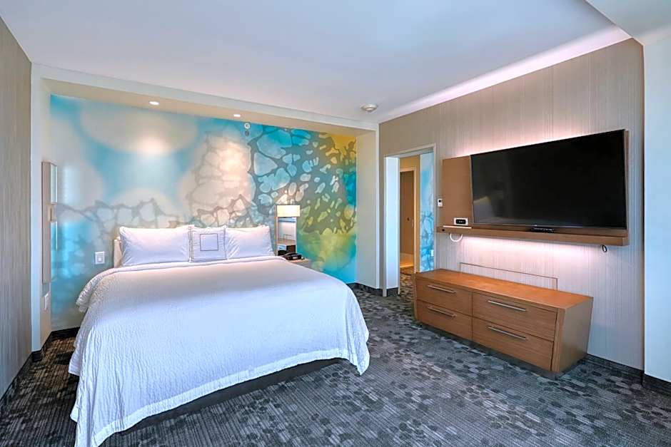 Courtyard by Marriott North Brunswick