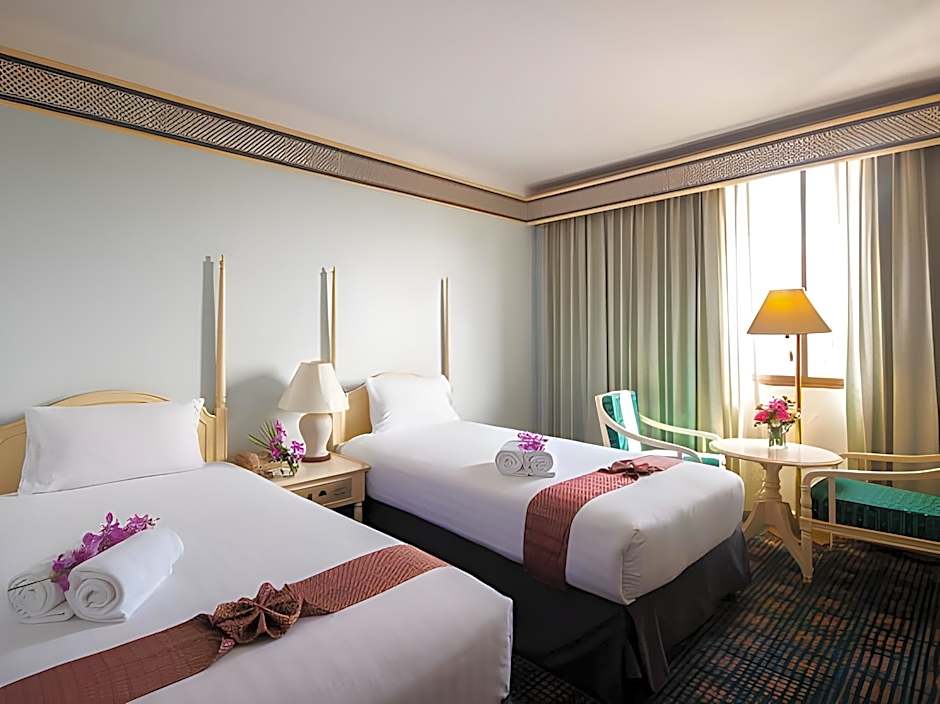Diamond Plaza Hotel Suratthani