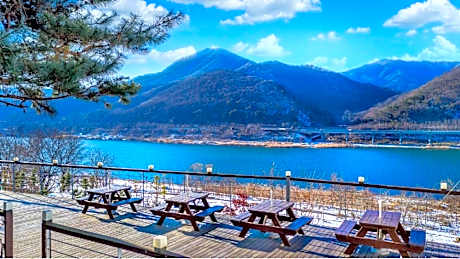 Gapyeong Rowa River view Pension