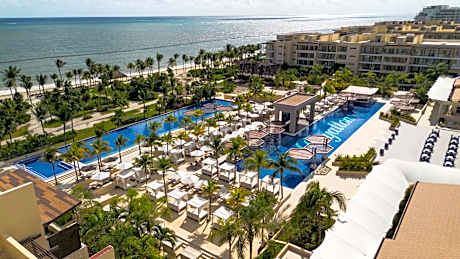 Royalton Riviera Cancun, An Autograph Collection All-Inclusive Resort