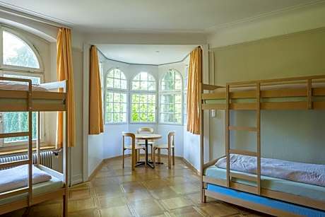 Bed in 6-Bed Dormitory Room
