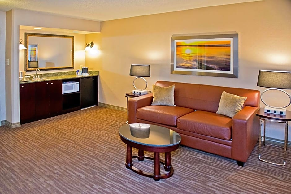 DoubleTree By Hilton Raleigh Durham Airport At Research Triangle