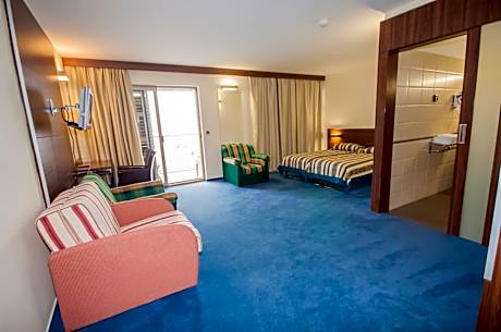 Double Room with Balcony and Sea View