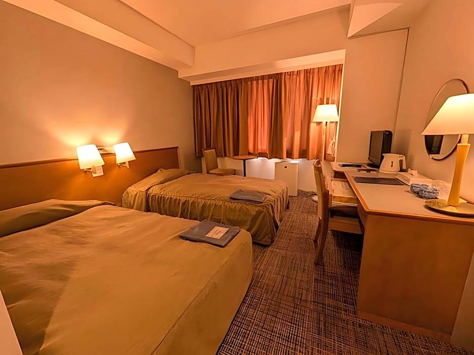 Hotel Okhotsk Palace