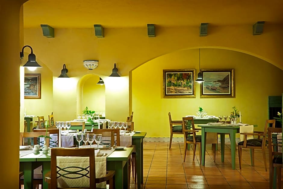 Adrián Hoteles Roca Nivaria