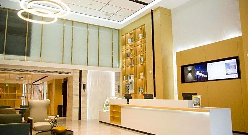 City Comfort Inn Badong Passenger Transport Center