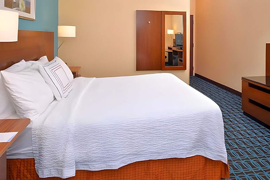 Baymont by Wyndham St. Charles
