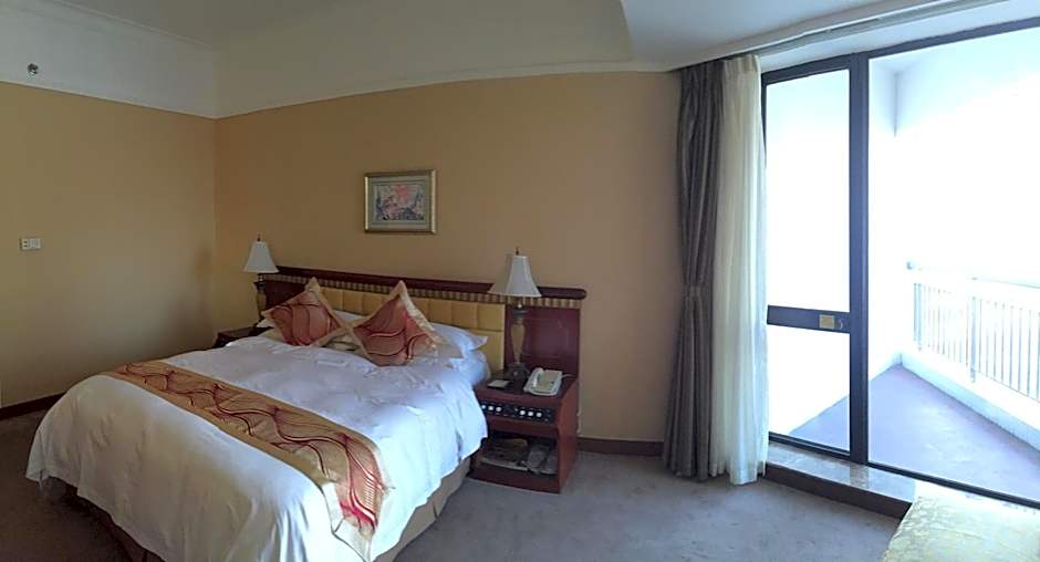 Photo 1 of 16 of 2 Beds, Sea View, South Wing