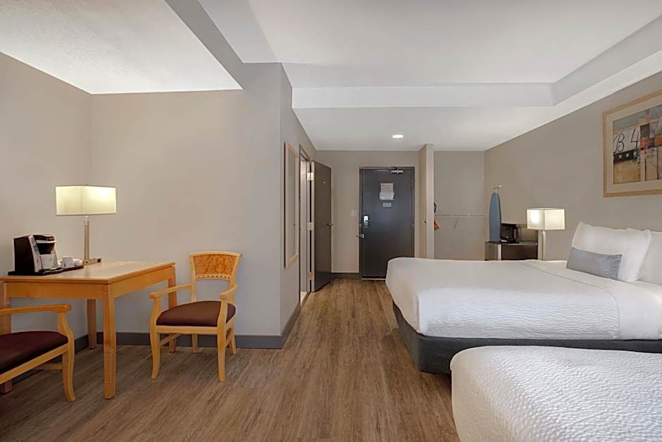 Days Inn by Wyndham Victoria Airport Sidney