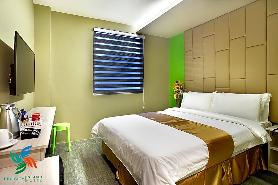 Felicity Island Hotel