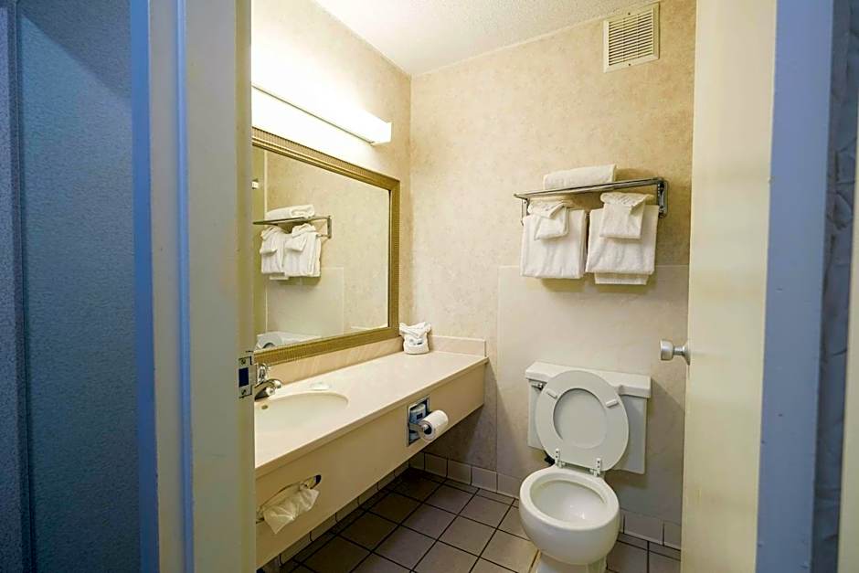 Fireside Inn & Suites Portland