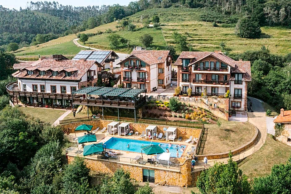 Photo 1 of 50 of Hotel Cerro La Nina