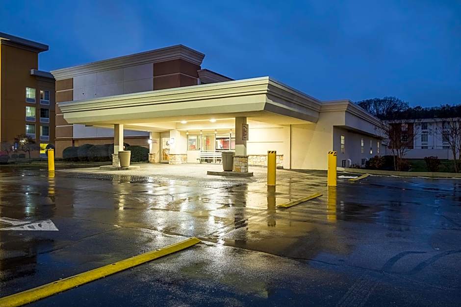 Red Roof Inn Knoxville Central - Papermill Road