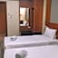 Phuket Ecozy Hotel