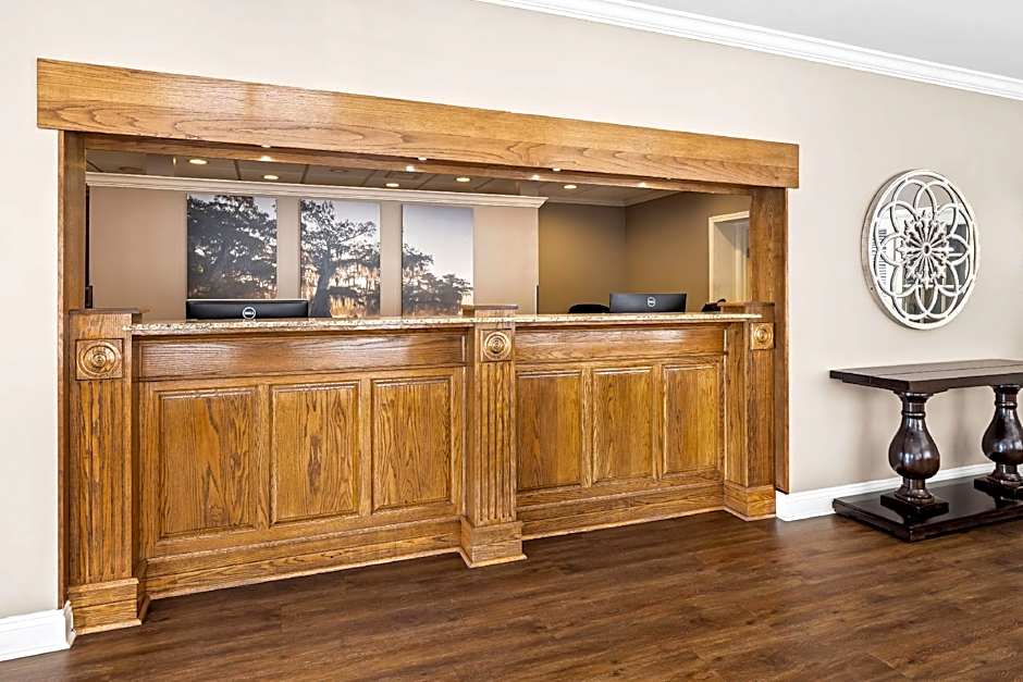 Best Western Forest Inn