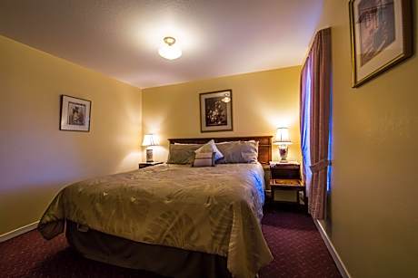 Family Two-Bedroom Suite