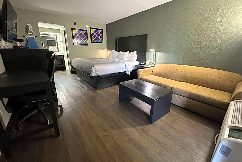 Quality Inn & Suites Panama City