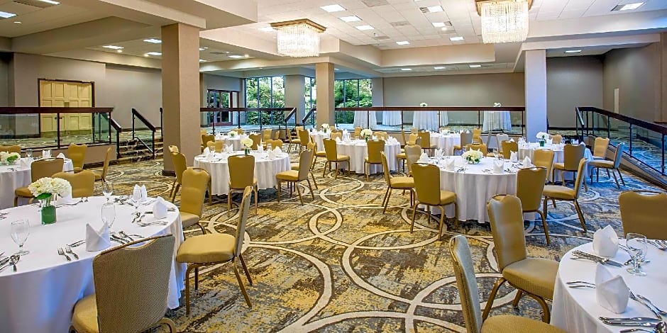 Radisson Hotel Memphis - University