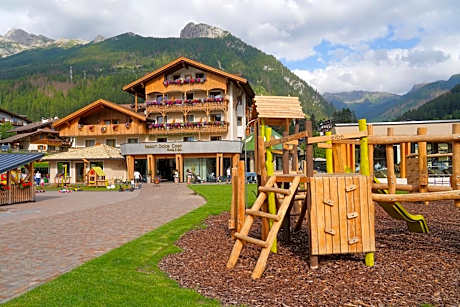 Resort Dolce Casa - Family & Spa Hotel