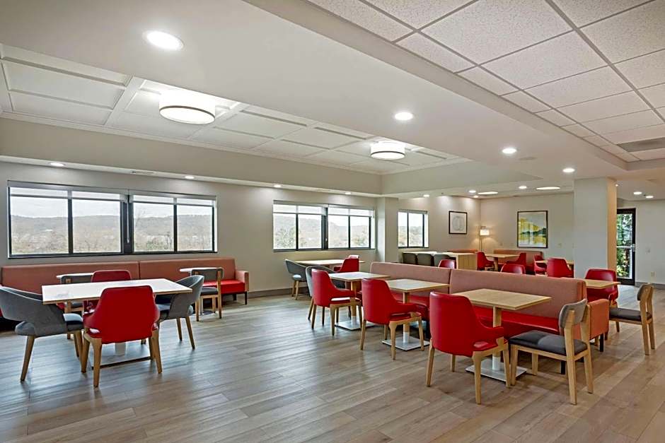 Comfort Suites Bloomsburg