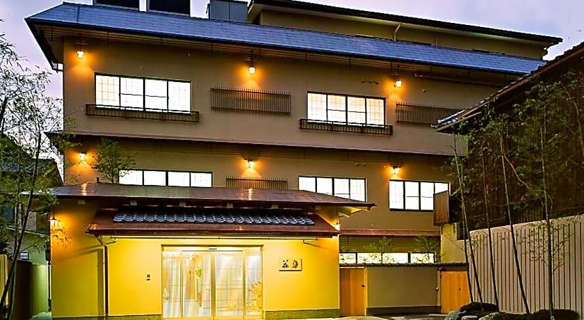 Gion Ryokan Karaku