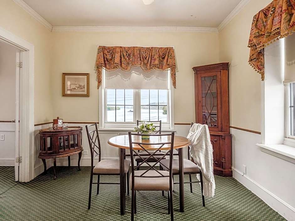 Lafayette Hotel Marietta