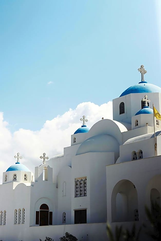 Arco Naxos Luxury Apartments