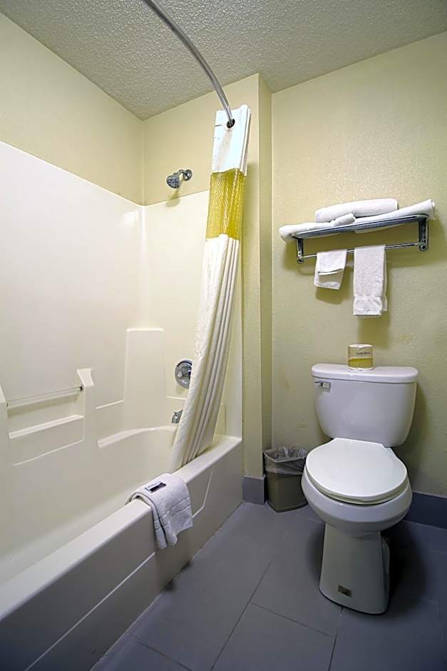Geneva Motel Inn