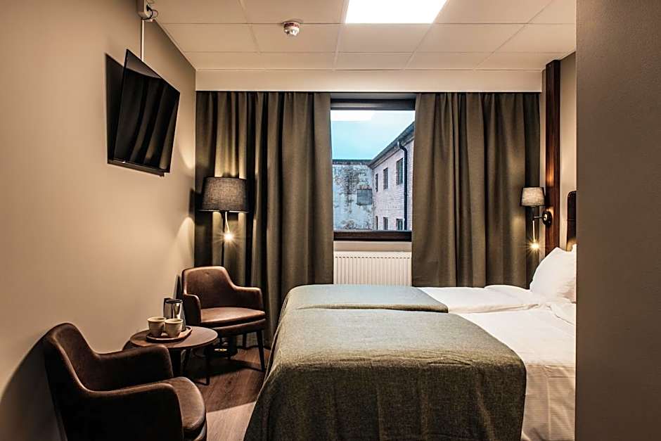 Home Hotel Bristol