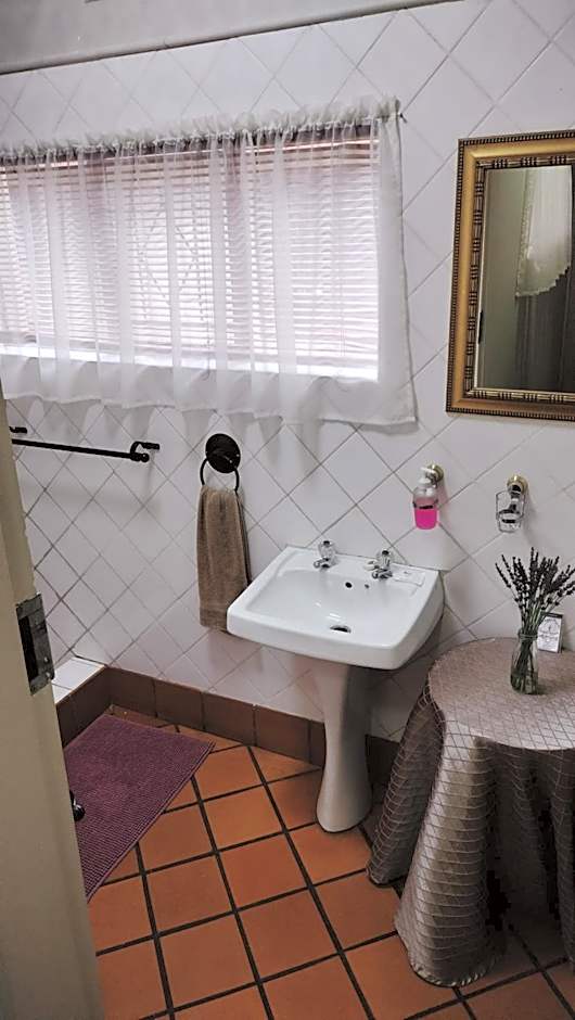 Oregon Place Guest House