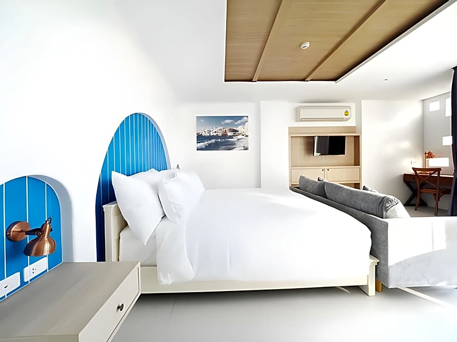 Costa Village Jacuzzi Bangsaray