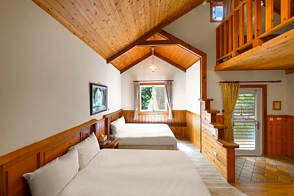 Aurora Villa