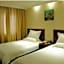GreenTree Inn Jingjiang Bus Station Express Hotel