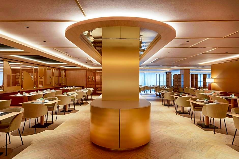 AC Hotel by Marriott Atocha