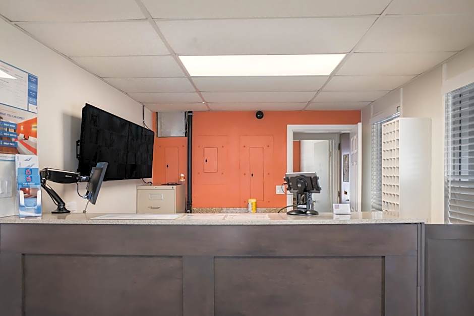 Motel 6-Fort St. John, BC