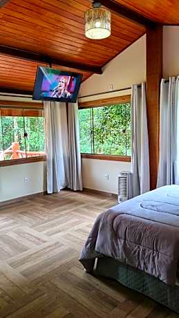 Queen Room with Spa Bath