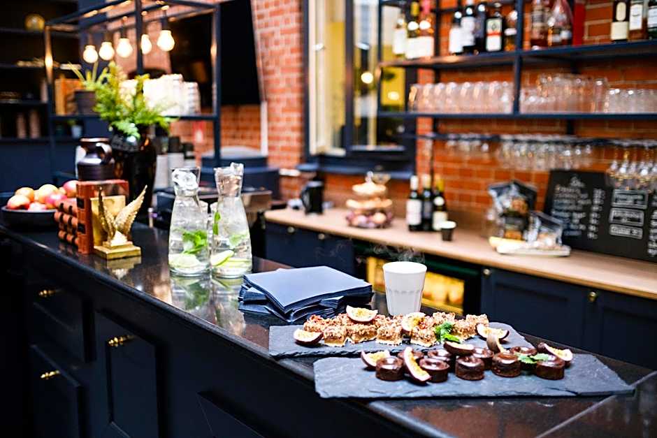 Home Hotel Temperance