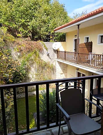 Standard Double or Twin Room with Garden View