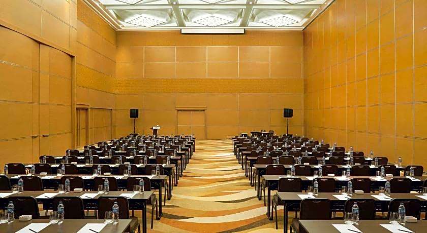 Movenpick Hotel And Convention Centre KLIA