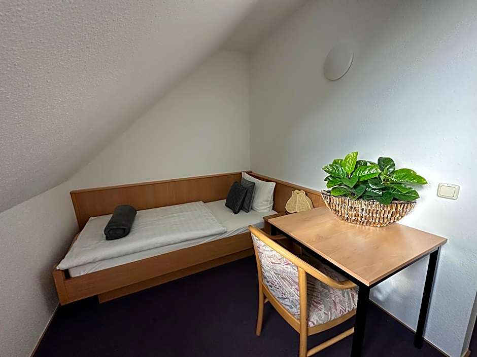 Pension und Monteurzimmer mit Küche und Waschmaschine