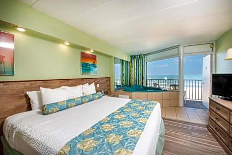 Oceanfront King Whirlpool room