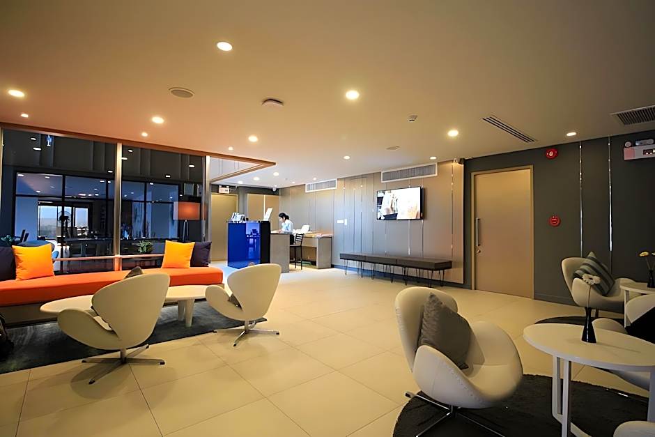 Xen Hotel Nakhon Pathom