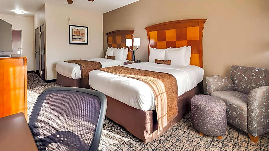 Best Western Carthage Inn & Suites